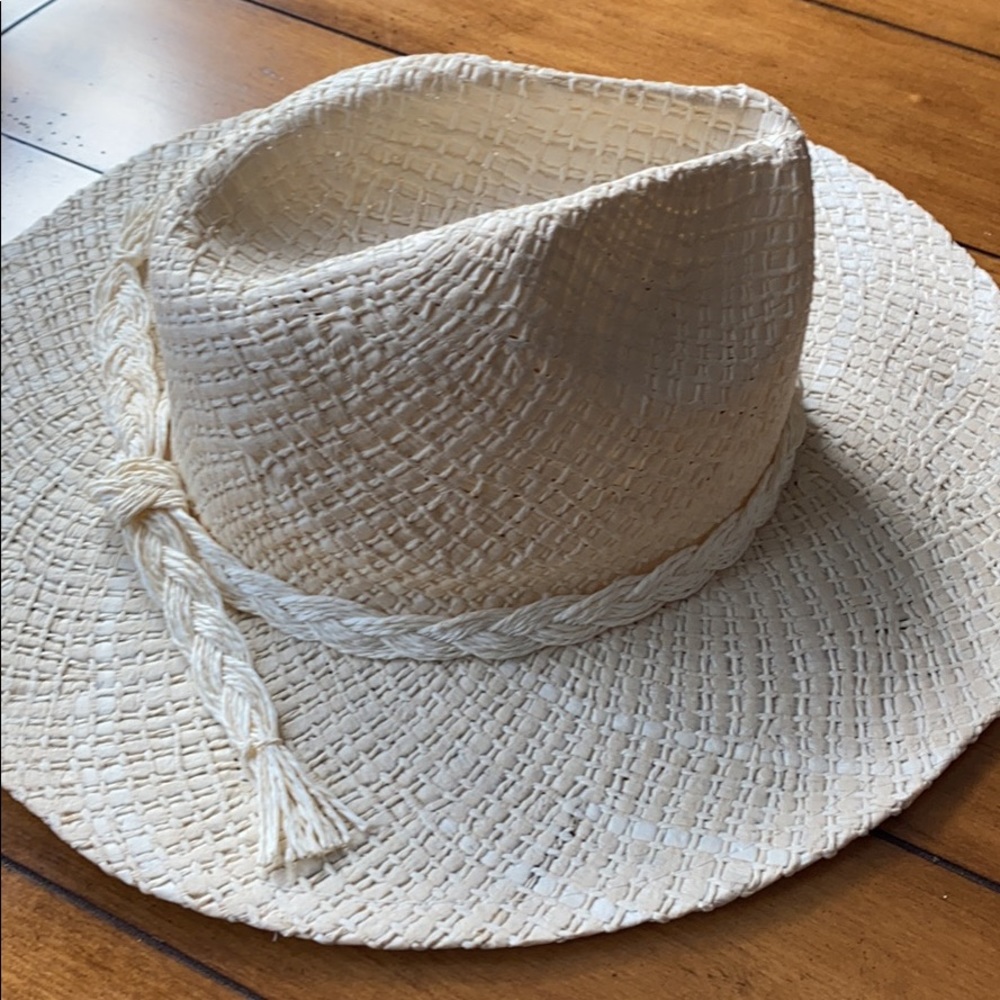 Beach hat
